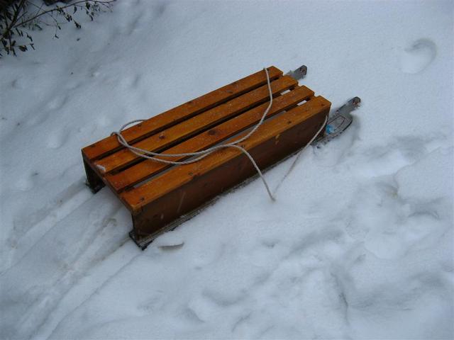 Rescued attachment Ski sledge (Large).JPG